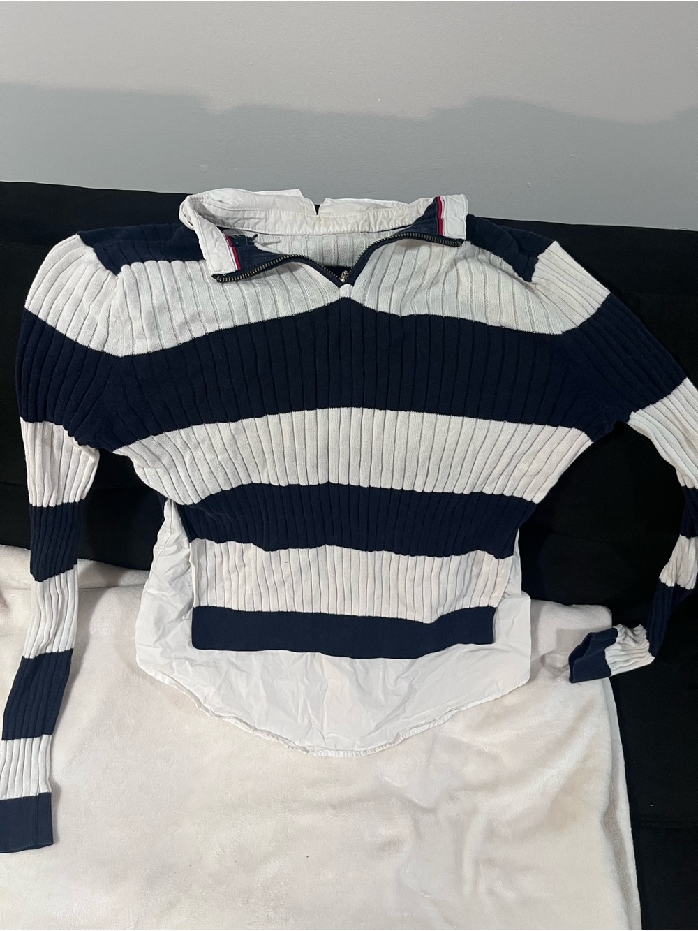 Women’s Tommy Hilfiger fold over collard shirt